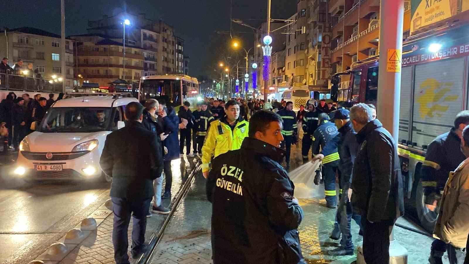 tramvayin altinda kalan yasli kadin 2 gunluk yasam mucadelesini kaybetti 1 OgDhELJC