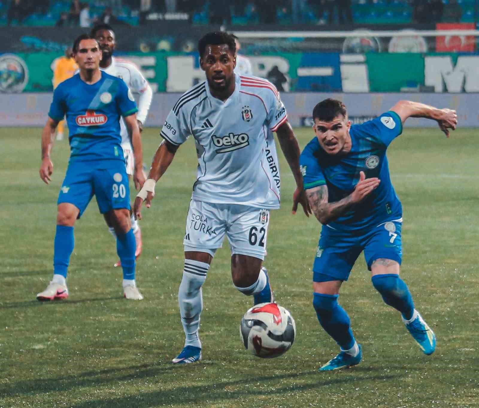 Tredyol Süper Lig: Çaykur Rizespor: 2 - Beşiktaş: 0 (İlk yarı) 4 tredyol super lig caykur rizespor 2 besiktas 0 ilk yari 0 DFfCnfX4