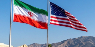 trend_iran_usa_flags_260425_1-compressed