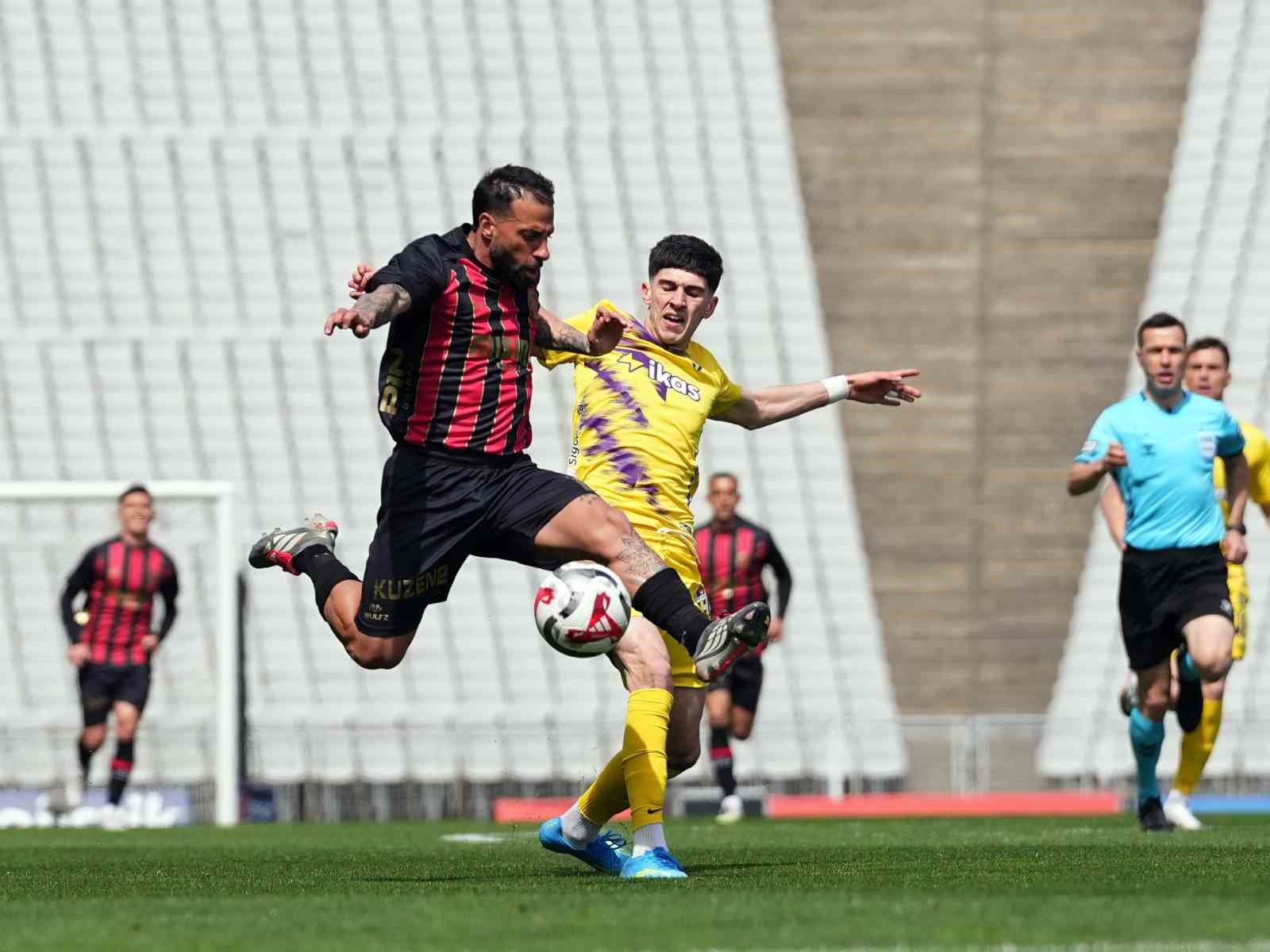Trendyo Süper Lig: Fatih Karagümrük: 1 - Eyüpspor: 0 (Maç devam ediyor) 8 trendyo super lig fatih karagumruk 1 eyupspor 0 mac devam ediyor 4 1tpYss35