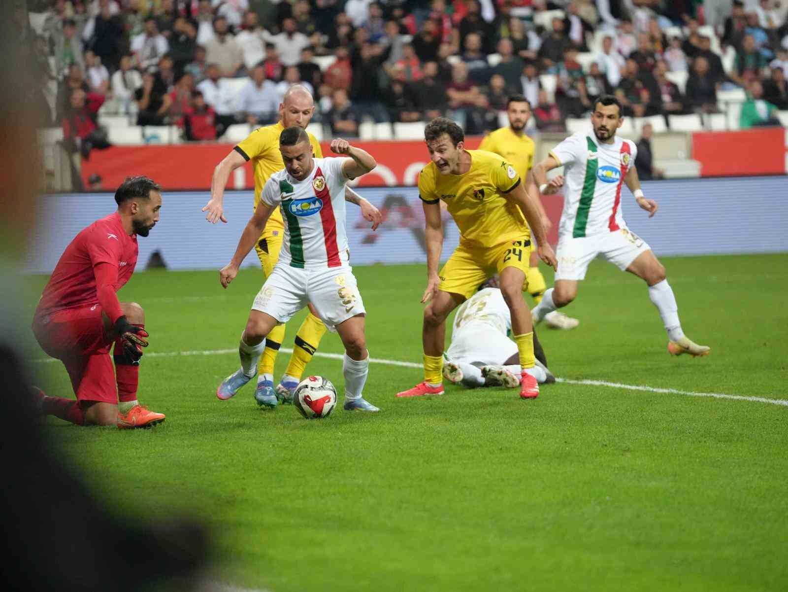 trendyol 1 lig amed sportif faaliyetler 0 istanbulspor 0 0 ZICXsUDK