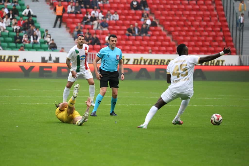 trendyol 1 lig amed sportif faaliyetler 0 istanbulspor 0 1