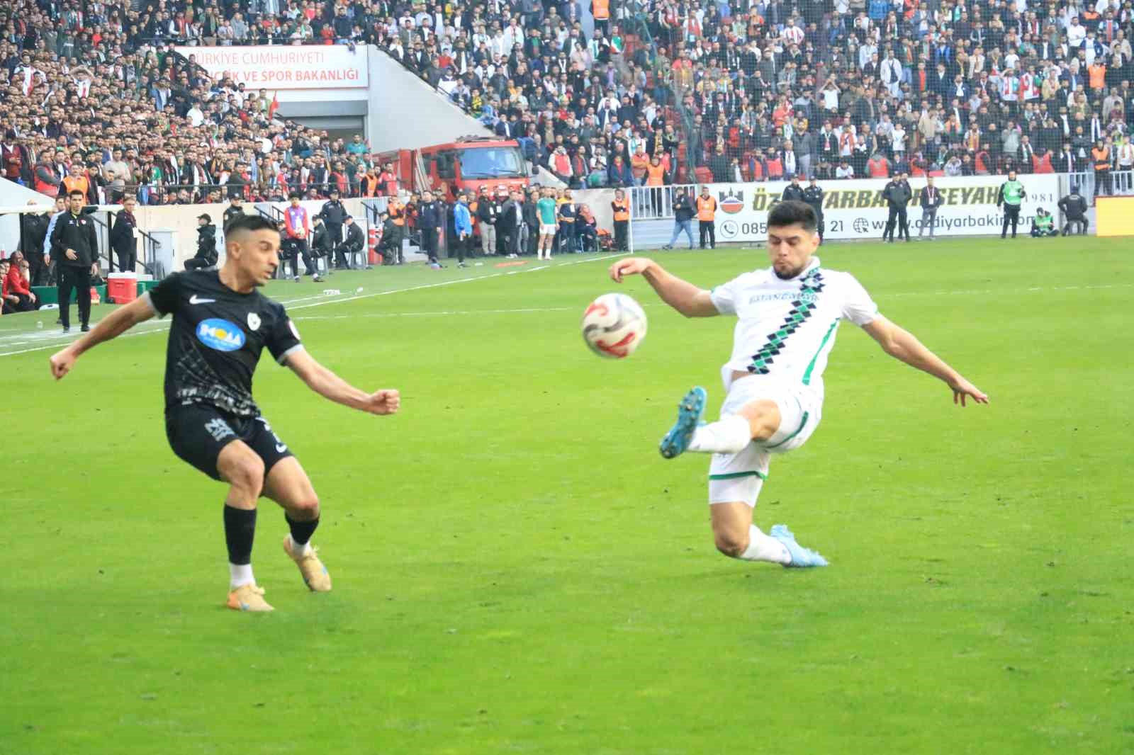 trendyol 1 lig amed sportif faaliyetler 1 sakaryaspor 1 17 JB9S8vC9