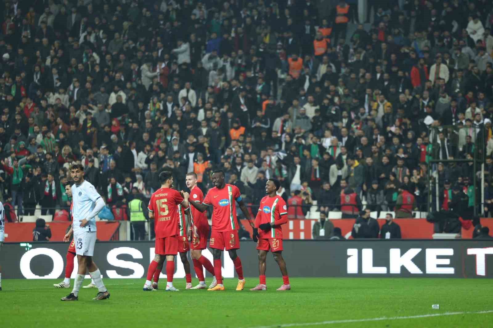 trendyol 1 lig amed sportif faaliyetler 7 adana demirspor 0 2 Q2aK7511