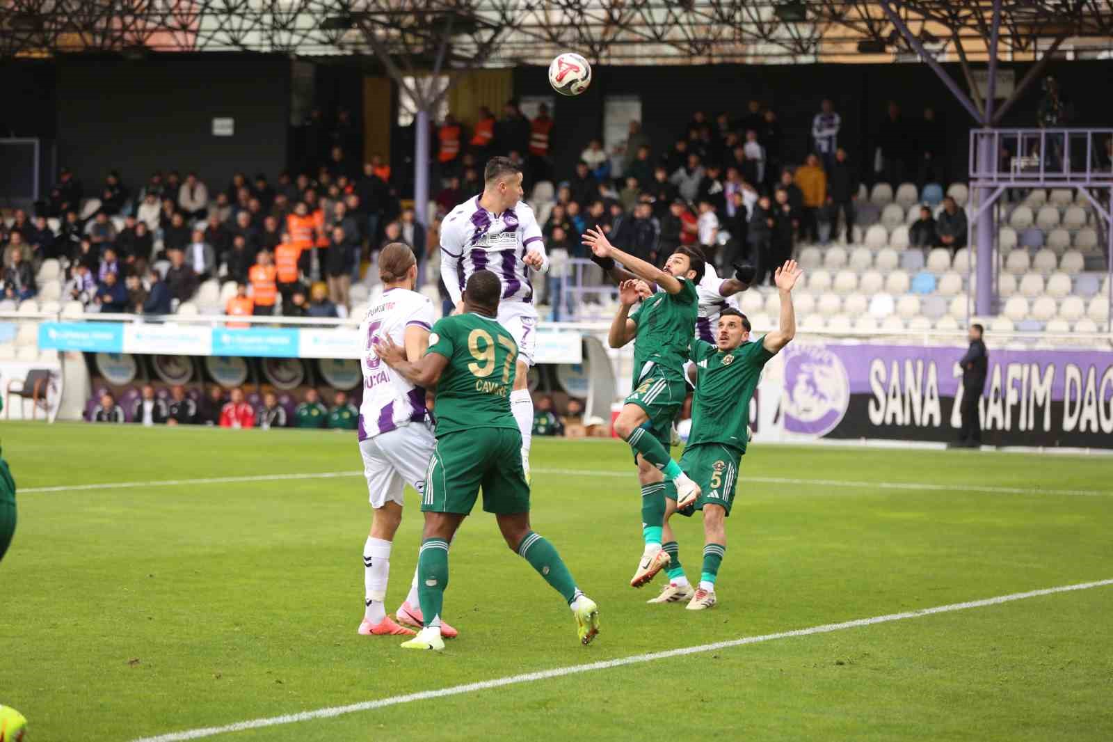 Trendyol 1. Lig: Ankara Keçiörengücü: 1- Esenler Erokspor: 1 8 trendyol 1 lig ankara keciorengucu 1 esenler erokspor 1 4 pR6jAC51