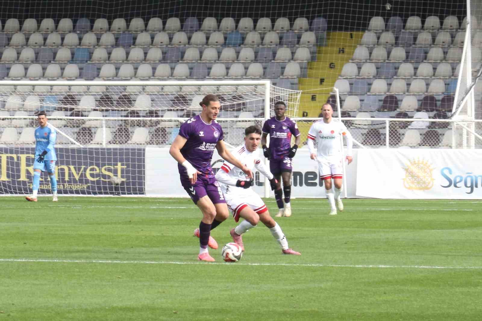 Trendyol 1. Lig: Ankara Keçiörengücü: 3 - Ümraniyespor: 1 4 trendyol 1 lig ankara keciorengucu 3 umraniyespor 1 0 NURpGAtS
