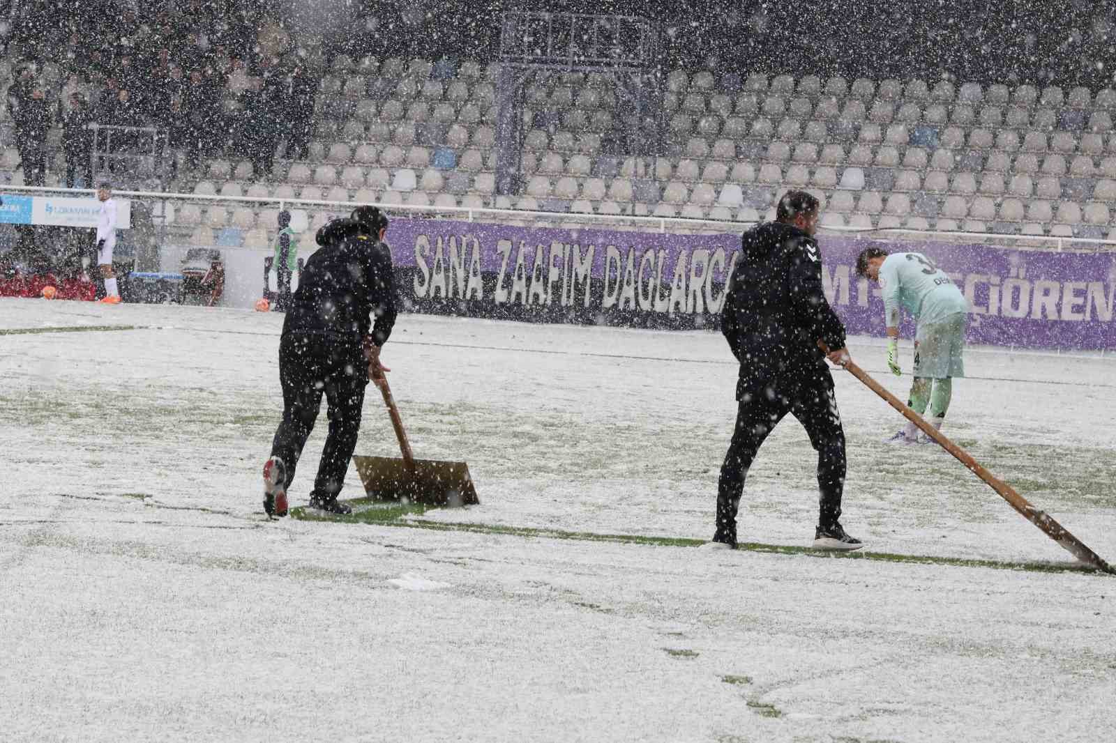 Trendyol 1. Lig: Ankara Keçiörengücü: 5 - Hatayspor: 0 6 trendyol 1 lig ankara keciorengucu 5 hatayspor 0 2 lVOTjGW5
