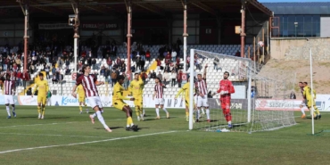 trendyol-1-lig-bandirmaspor-1-istanbulspor0-lwgSYX2H.jpg