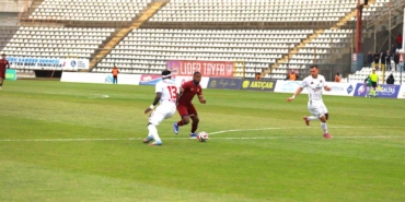 trendyol-1-lig-bandirmaspor-2-van-spor-fk-0-Hz31bECv.jpg