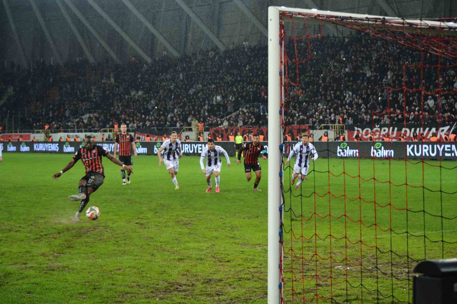 trendyol 1 lig corum fk 1 ankara keciorengucu 0 2