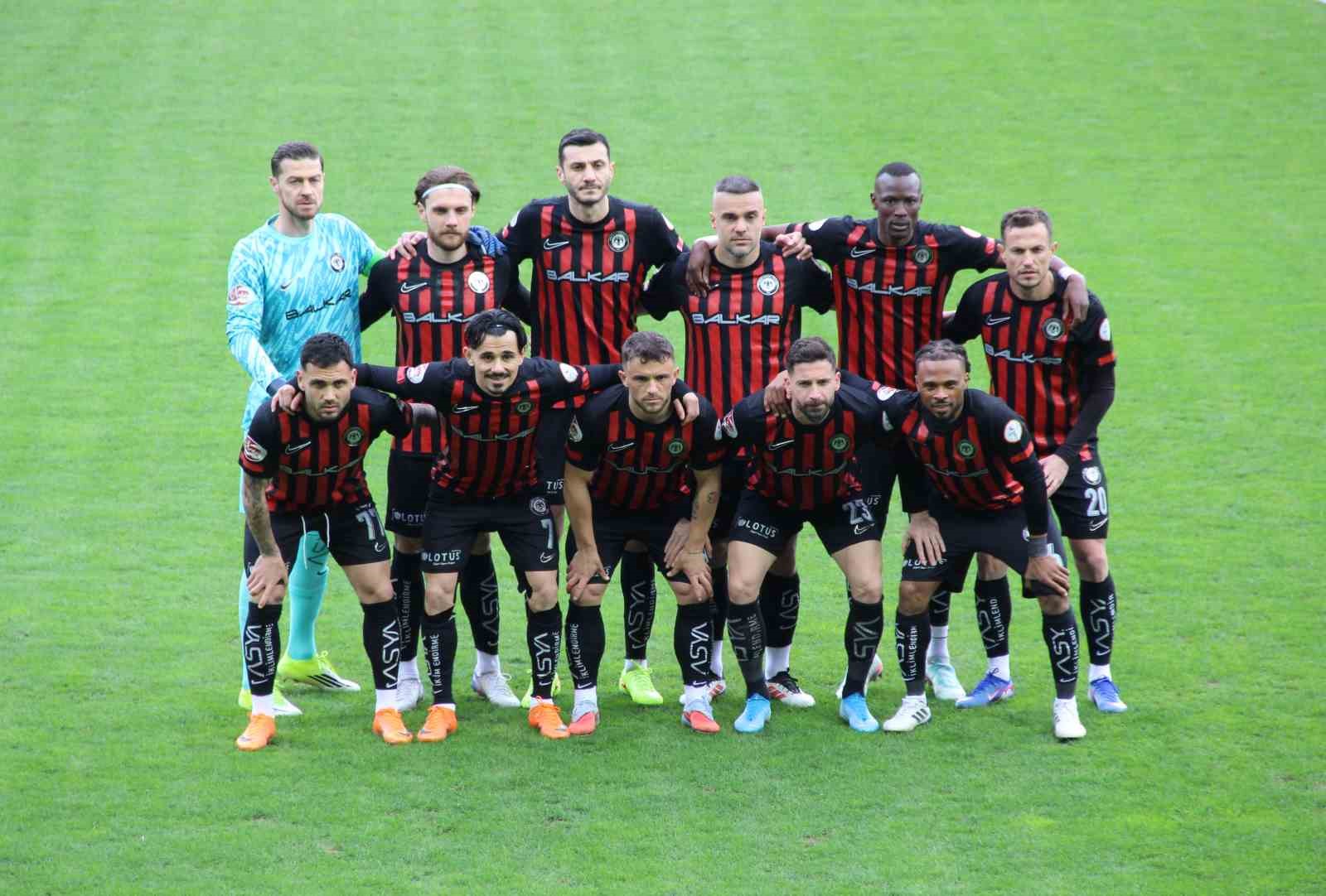 Trendyol 1. Lig: Çorum FK: 2 - Ümraniyespor: 0 12 trendyol 1 lig corum fk 2 umraniyespor 0 8 p1GQgWBc