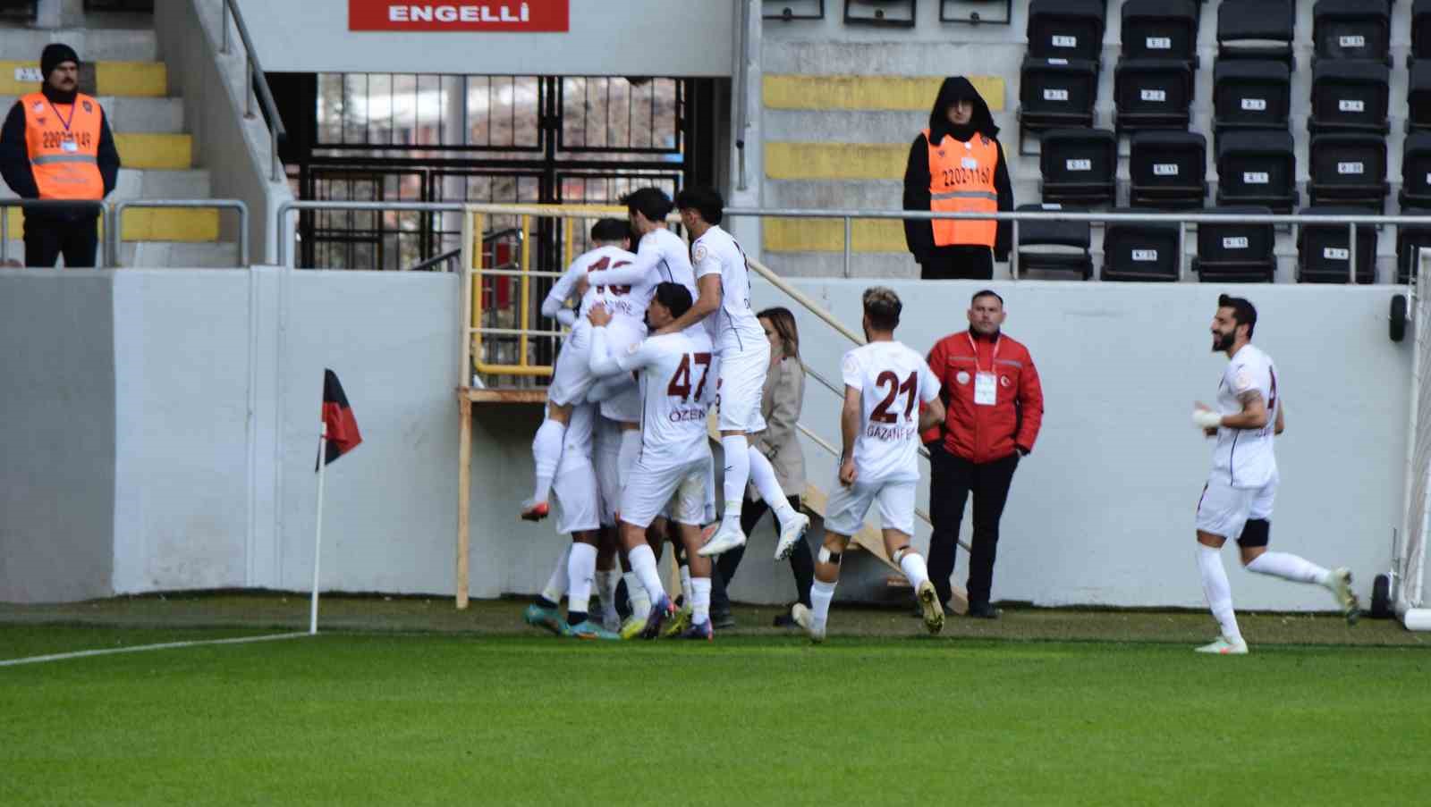 Trendyol 1. Lig: Çorum FK: 3 - Atakaş Hatayspor: 1 12 trendyol 1 lig corum fk 3 atakas hatayspor 1 8 rjwAKnPq