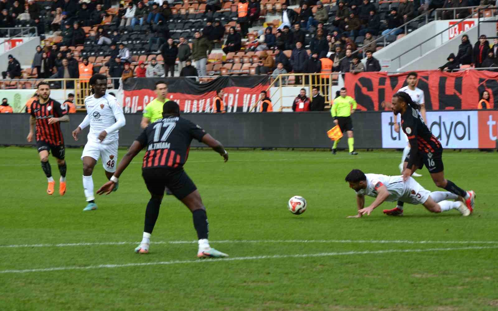 Trendyol 1. Lig: Çorum FK: 3 - Atakaş Hatayspor: 1 13 trendyol 1 lig corum fk 3 atakas hatayspor 1 9