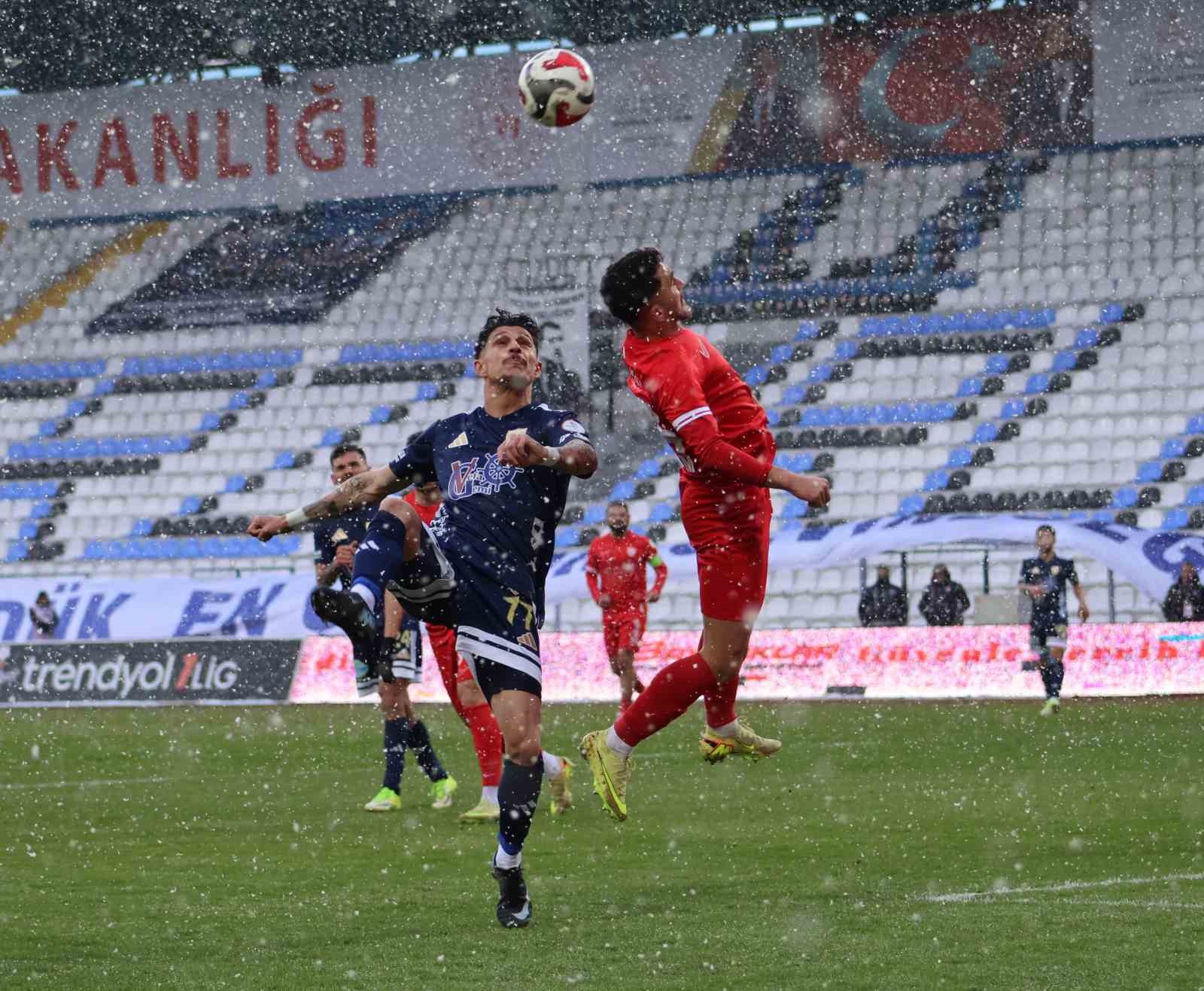 Trendyol 1. Lig: Erzurumspor FK: 2 - Boluspor: 0 20 trendyol 1 lig erzurumspor fk 2 boluspor 0 16 hrhUrb7V