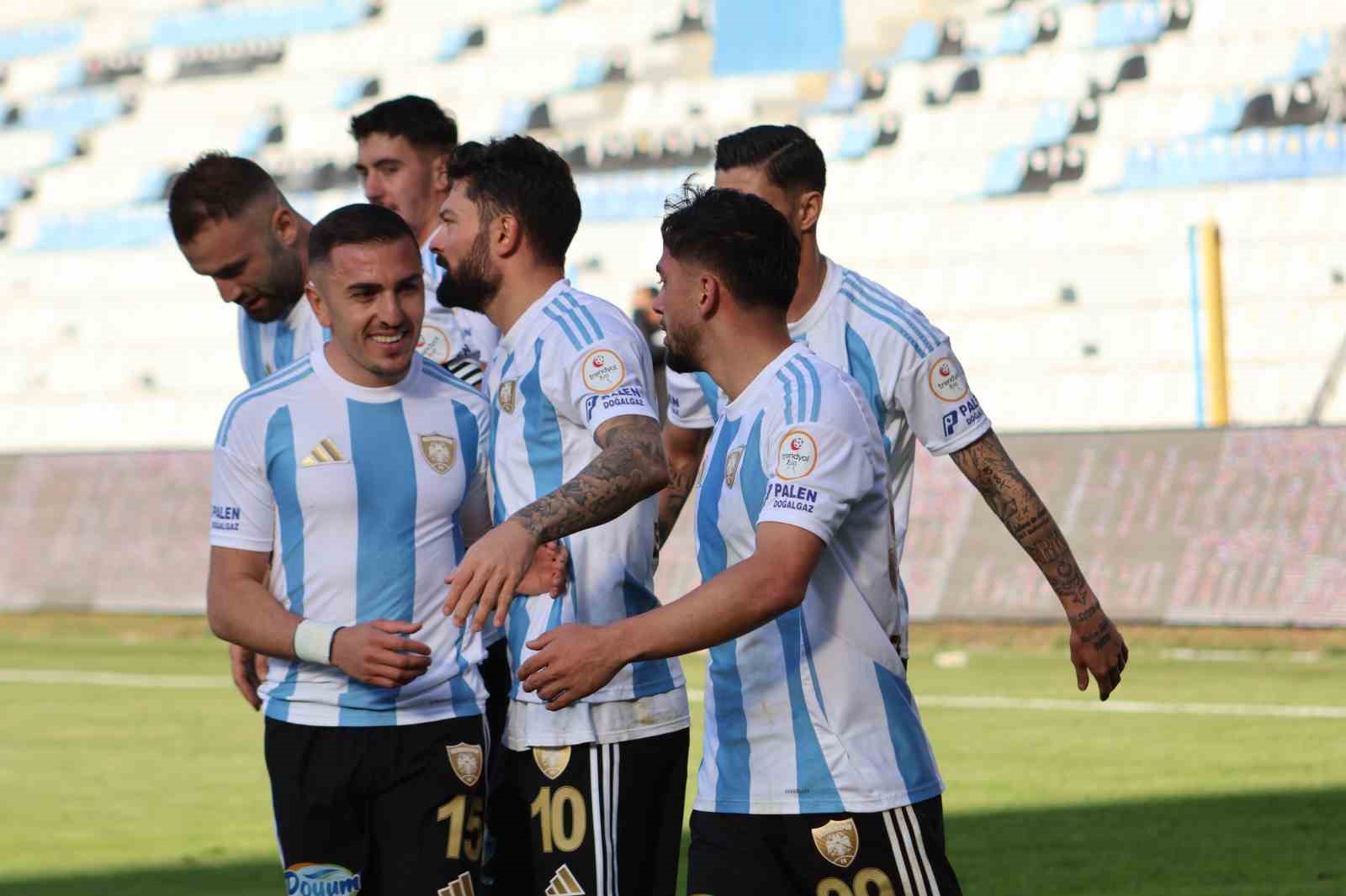 Trendyol 1. Lig: Erzurumspor FK: 4 - İstanbulspor: 0 18 trendyol 1 lig erzurumspor fk 4 istanbulspor 0 14 gDmTfE6K