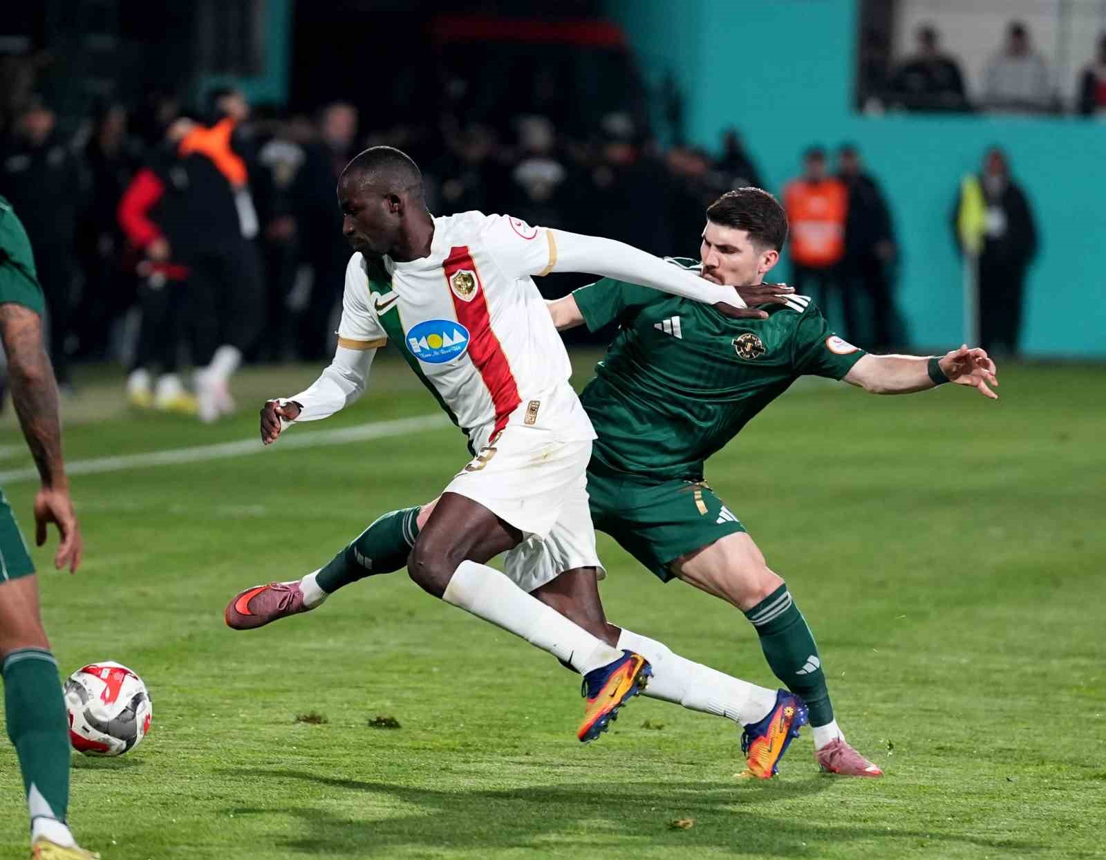 Trendyol 1. Lig: Esenler Erokspor: 1 - Amed Sportif Faaliyetler: 1 31 trendyol 1 lig esenler erokspor 1 amed sportif faaliyetler 1 27 92FOlVRS