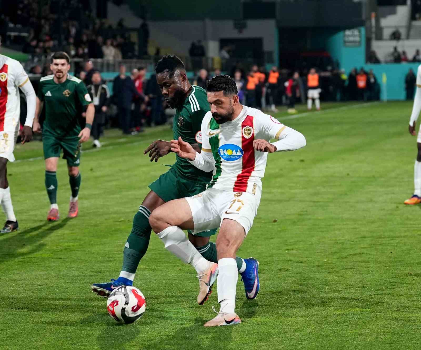 Trendyol 1. Lig: Esenler Erokspor: 1 - Amed Sportif Faaliyetler: 1 36 trendyol 1 lig esenler erokspor 1 amed sportif faaliyetler 1 32 TJbfdUjf