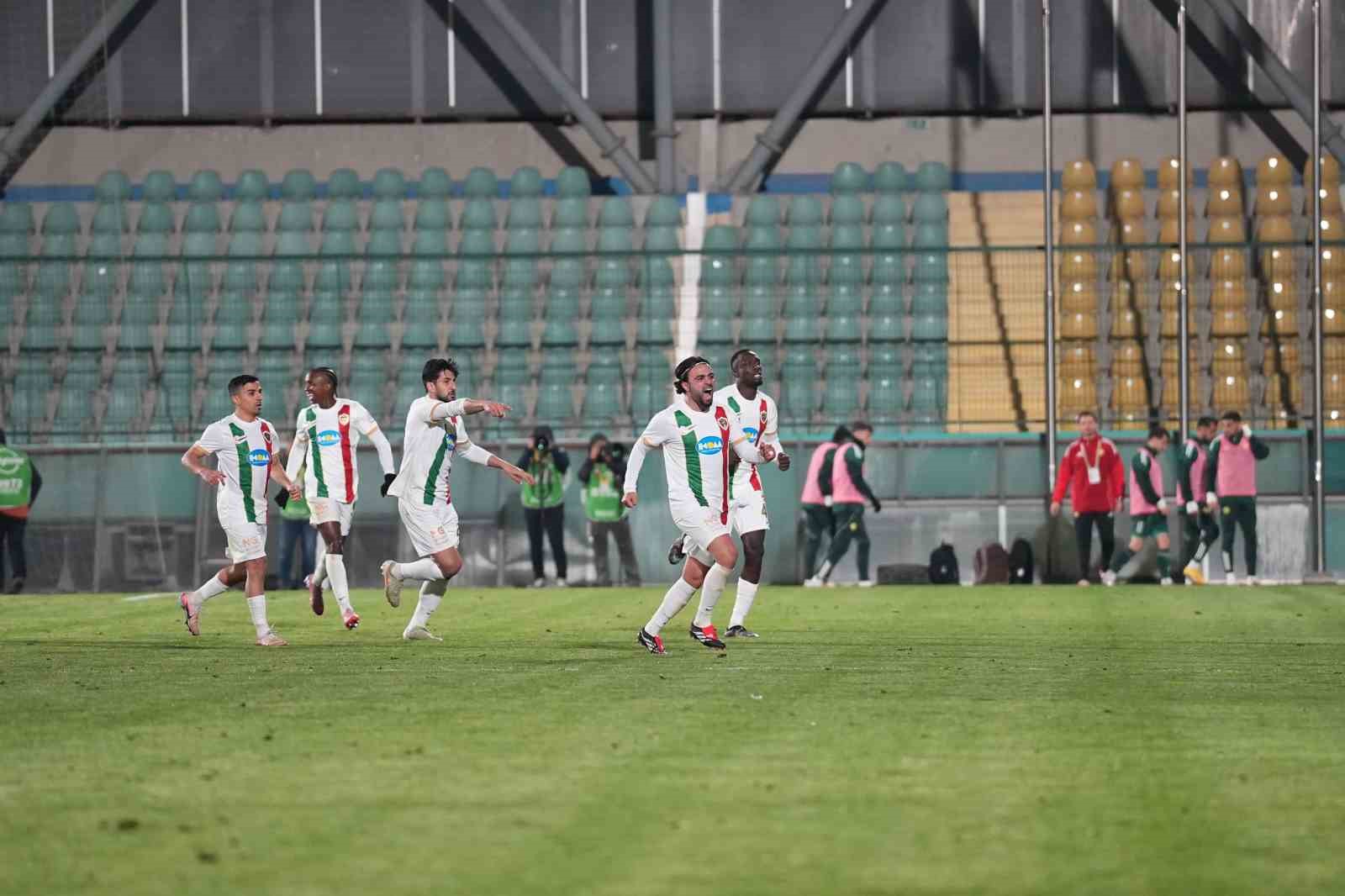 Trendyol 1. Lig: Esenler Erokspor: 1 - Amed Sportif Faaliyetler: 1 44 trendyol 1 lig esenler erokspor 1 amed sportif faaliyetler 1 40 bg9J5lWQ