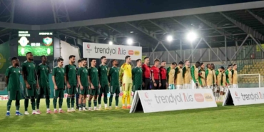 trendyol-1-lig-esenler-erokspor-1-amed-sportif-faaliyetler-1-thpDste7.jpg