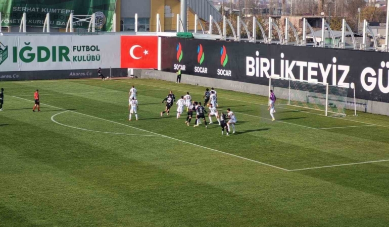 trendyol-1-lig-igdir-fk-2-erzurumspor-fk-1-Xr2B1Zxm.jpg