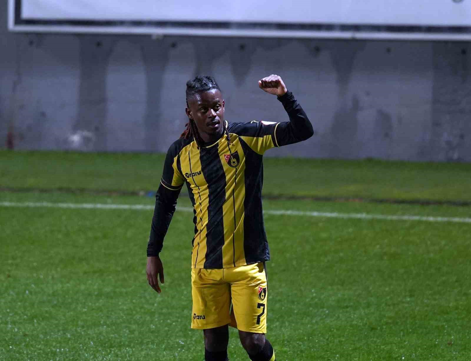 Trendyol 1. Lig: İstanbulspor: 2 - Özbelsan Sivasspor: 1 14 trendyol 1 lig istanbulspor 2 ozbelsan sivasspor 1 10 fCXLee5u