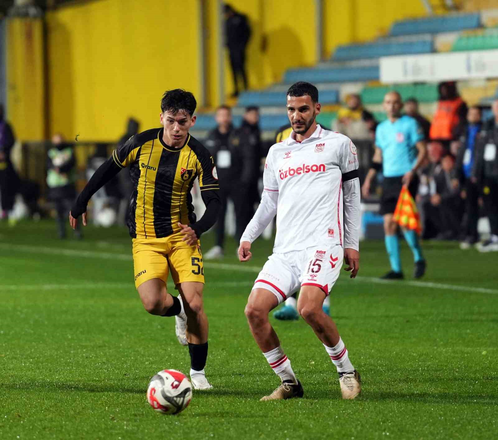Trendyol 1. Lig: İstanbulspor: 2 - Özbelsan Sivasspor: 1 19 trendyol 1 lig istanbulspor 2 ozbelsan sivasspor 1 15 Dmnn2Qbu