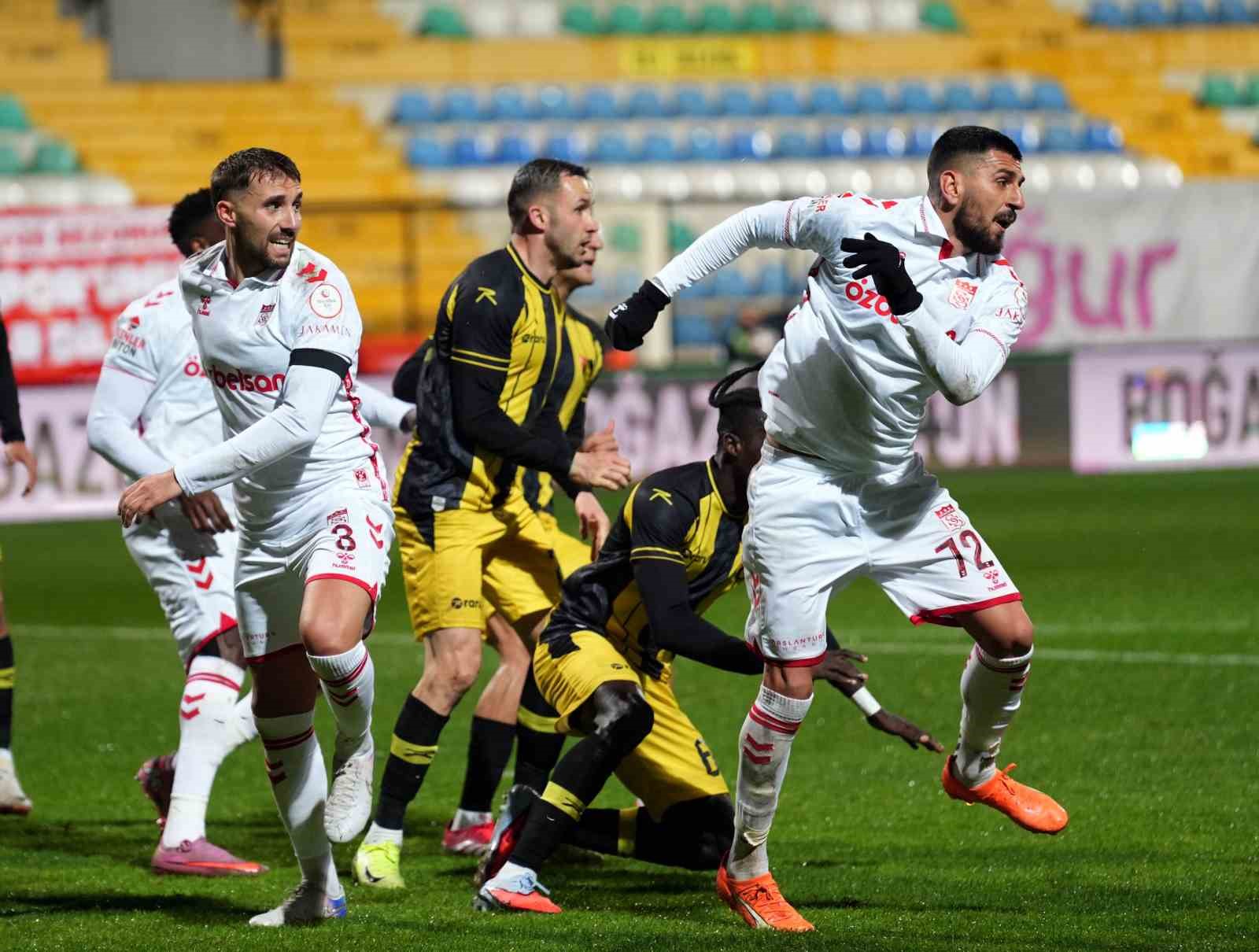 Trendyol 1. Lig: İstanbulspor: 2 - Özbelsan Sivasspor: 1 21 trendyol 1 lig istanbulspor 2 ozbelsan sivasspor 1 17 g1Rvuh8r
