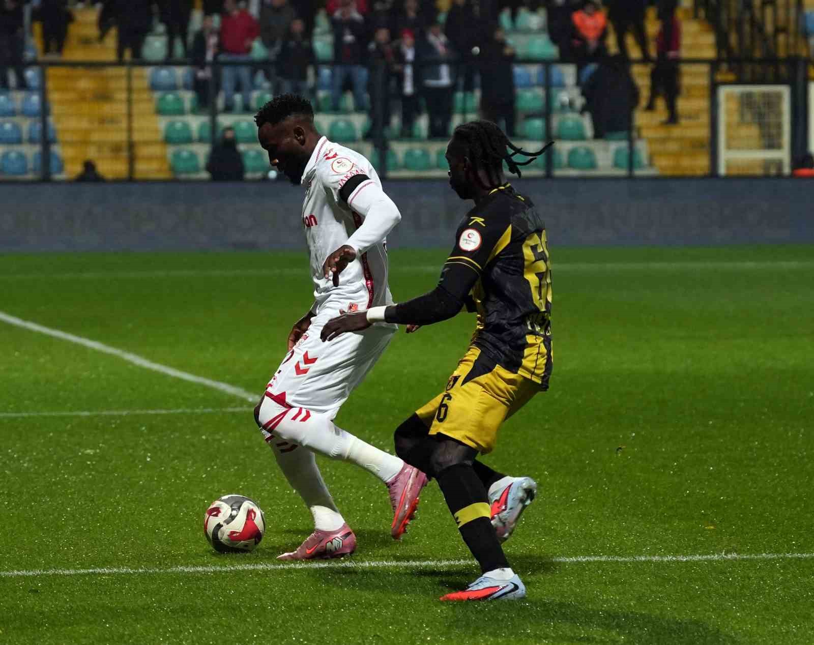 Trendyol 1. Lig: İstanbulspor: 2 - Özbelsan Sivasspor: 1 24 trendyol 1 lig istanbulspor 2 ozbelsan sivasspor 1 20 hGGPLw7W