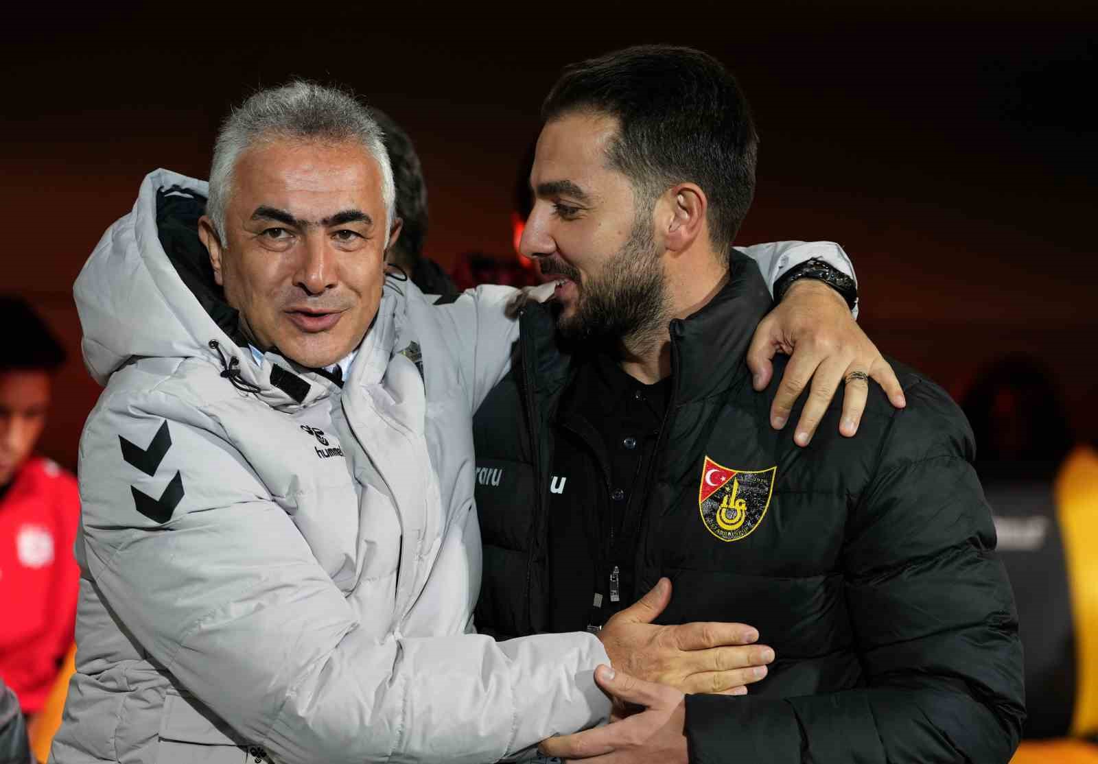 Trendyol 1. Lig: İstanbulspor: 2 - Özbelsan Sivasspor: 1 31 trendyol 1 lig istanbulspor 2 ozbelsan sivasspor 1 27 HTfBsLIU