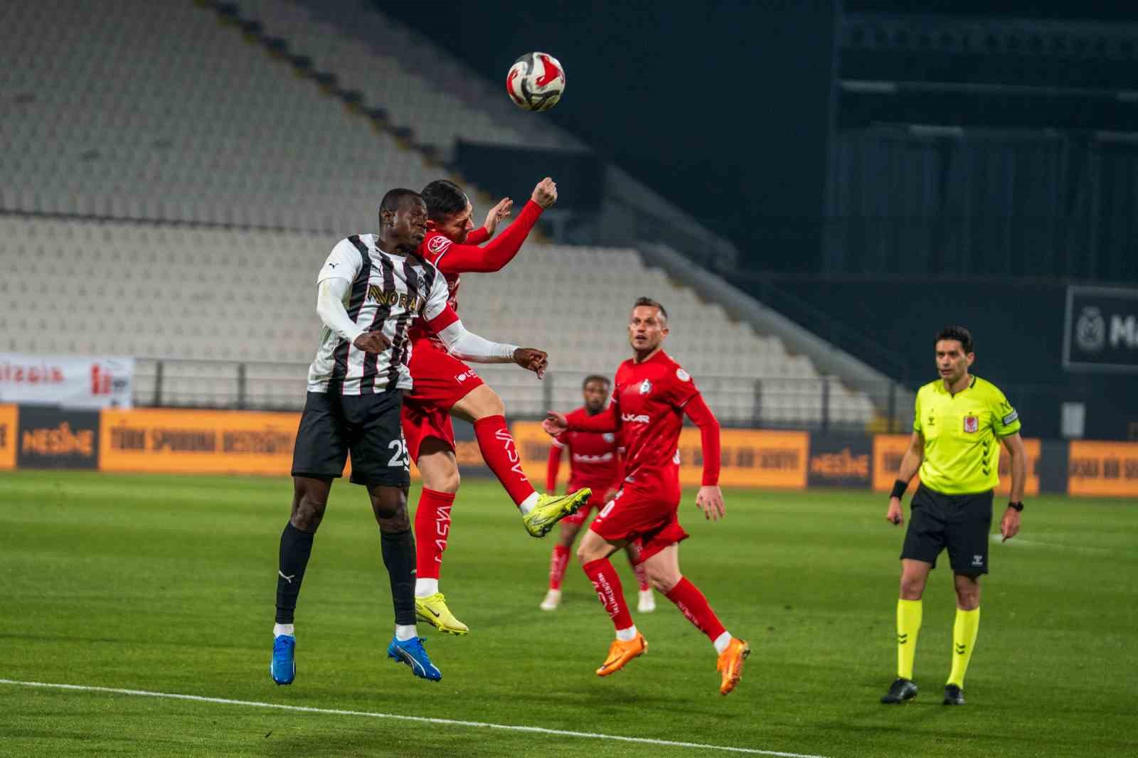trendyol 1 lig manisa fk 0 corum fk 1 18