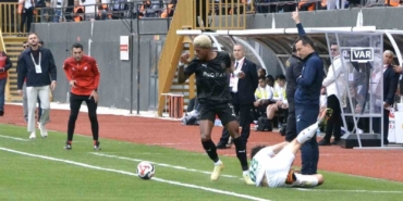trendyol-1-lig-manisa-fk-1-serik-spor-0-8Dalfrtx.jpg