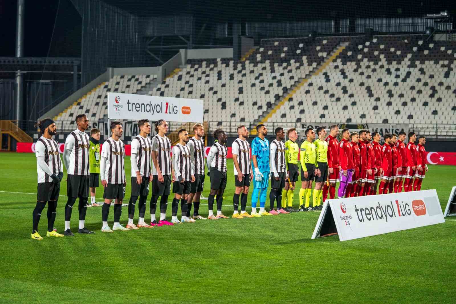 Trendyol 1. Lig: Manisa FK: 1 - Ümraniyespor: 0 5 trendyol 1 lig manisa fk 1 umraniyespor 0 1 BjXhwtwL