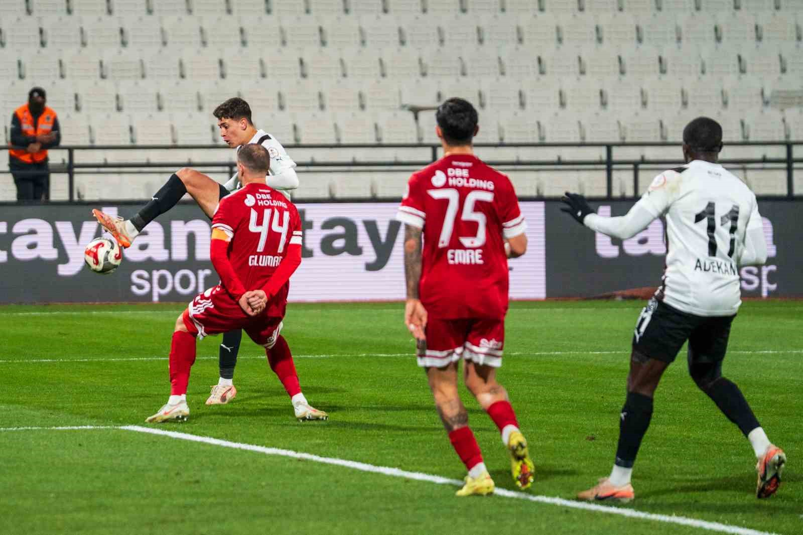 Trendyol 1. Lig: Manisa FK: 1 - Ümraniyespor: 0 17 trendyol 1 lig manisa fk 1 umraniyespor 0 13 XGR8EObk