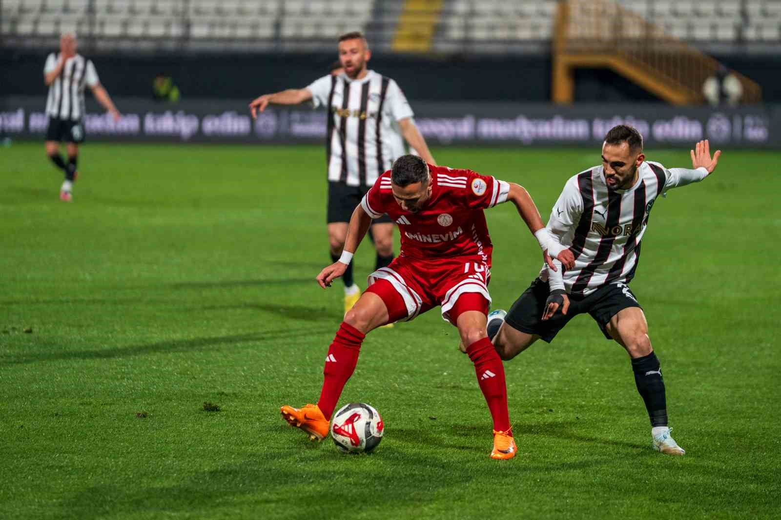 Trendyol 1. Lig: Manisa FK: 1 - Ümraniyespor: 0 13 trendyol 1 lig manisa fk 1 umraniyespor 0 9 L3TjiRRC