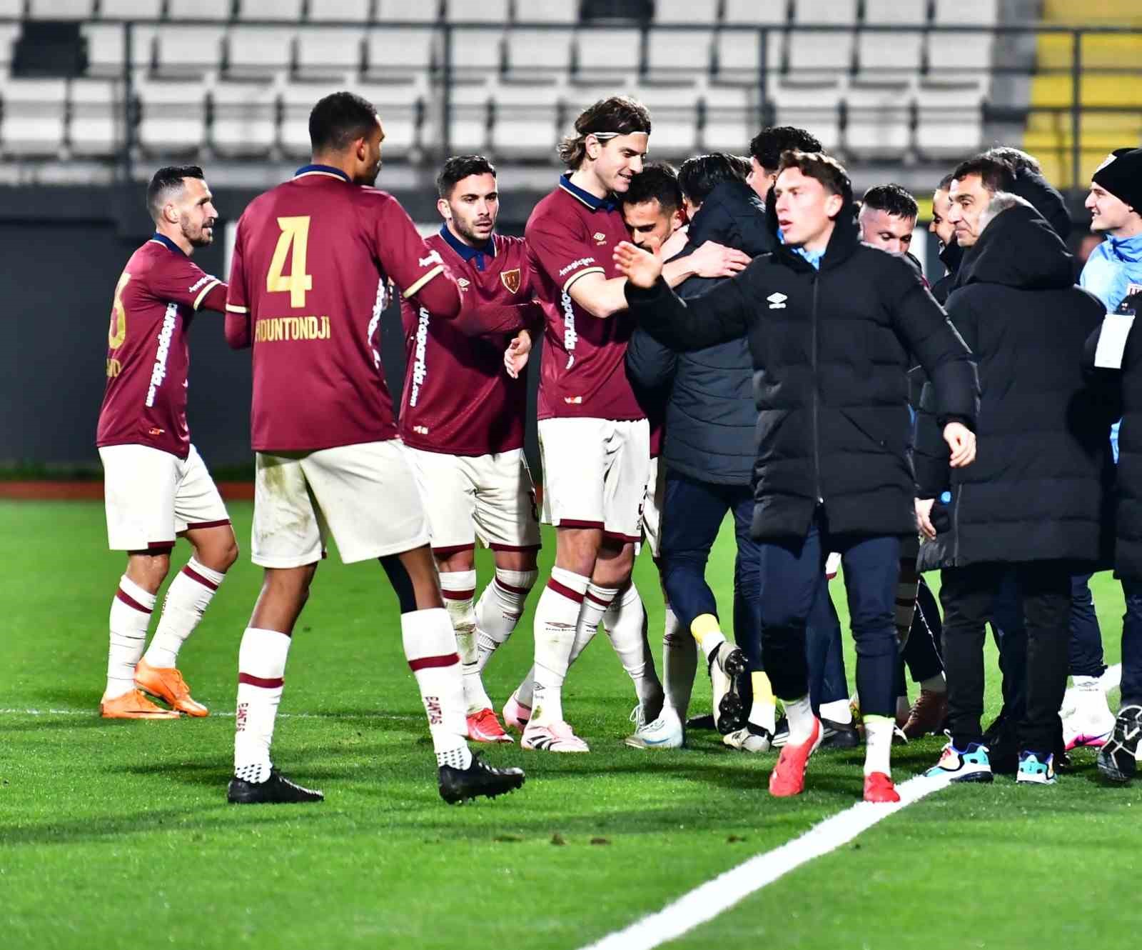 trendyol 1 lig manisa fk 3 bandirmaspor 2 4 HKKPXTJc