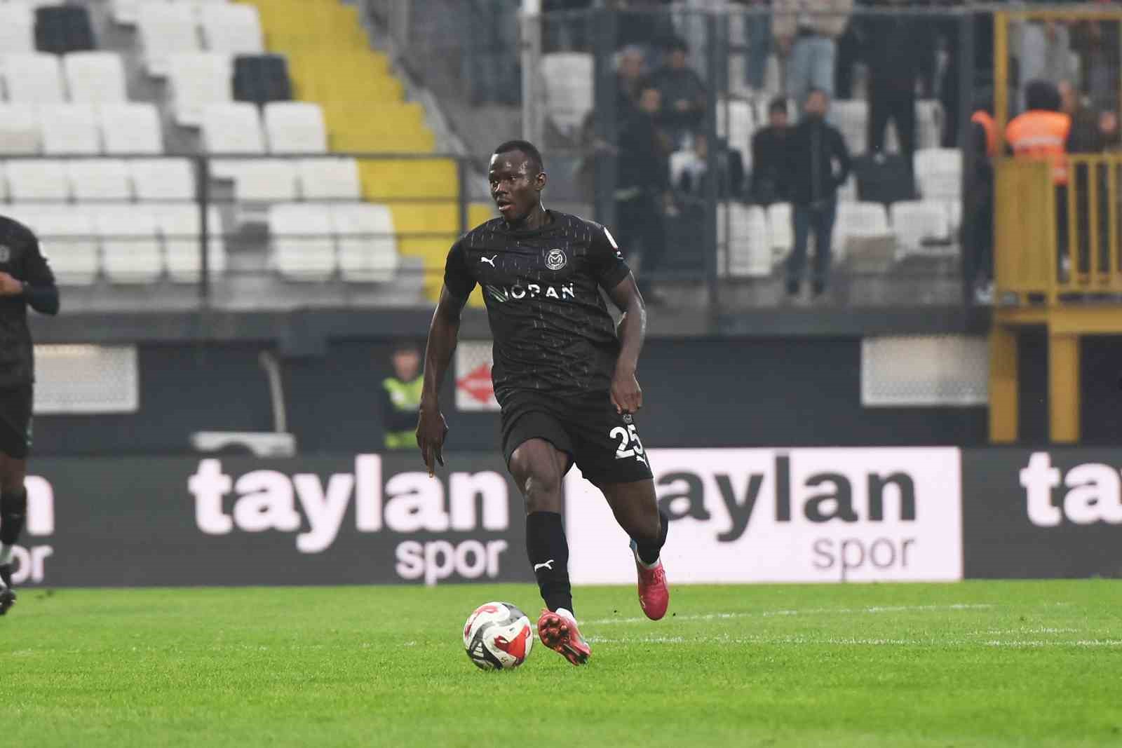 trendyol 1 lig manisa fk 3 vanspor fk 1 2