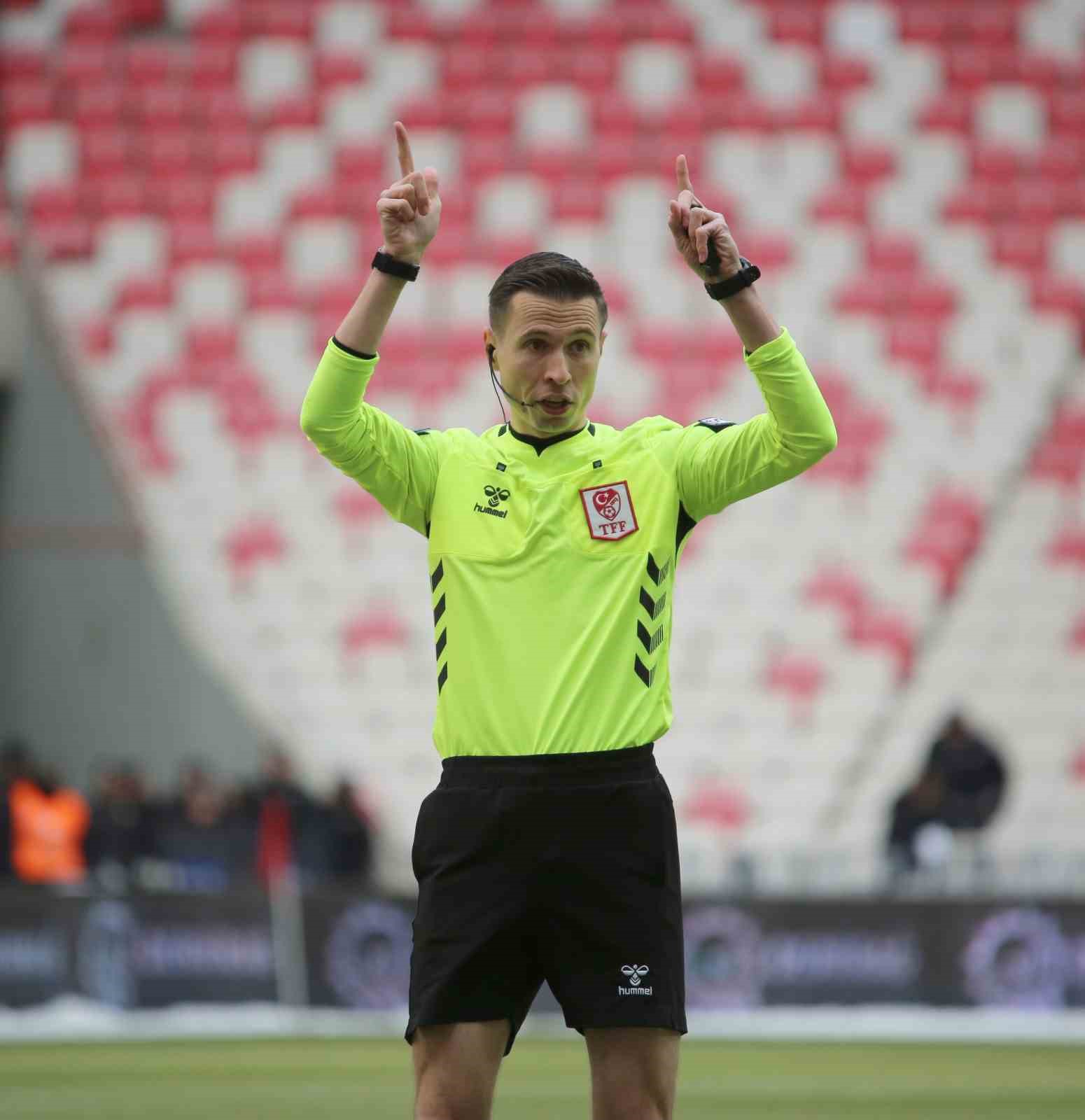 Trendyol 1. Lig: Özbelsan Sivasspor: 0 - Erzurumspor FK: 2 19 trendyol 1 lig ozbelsan sivasspor 0 erzurumspor fk 2 15 OOFEdCPi