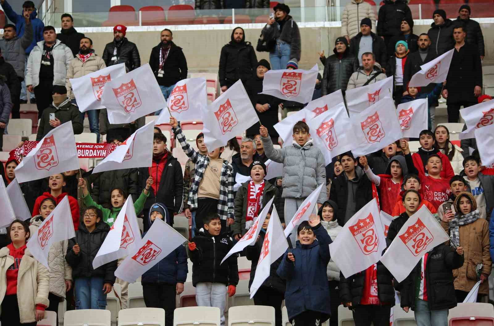 Trendyol 1. Lig: Özbelsan Sivasspor: 0 - Erzurumspor FK: 2 7 trendyol 1 lig ozbelsan sivasspor 0 erzurumspor fk 2 3 XiLhcqPf