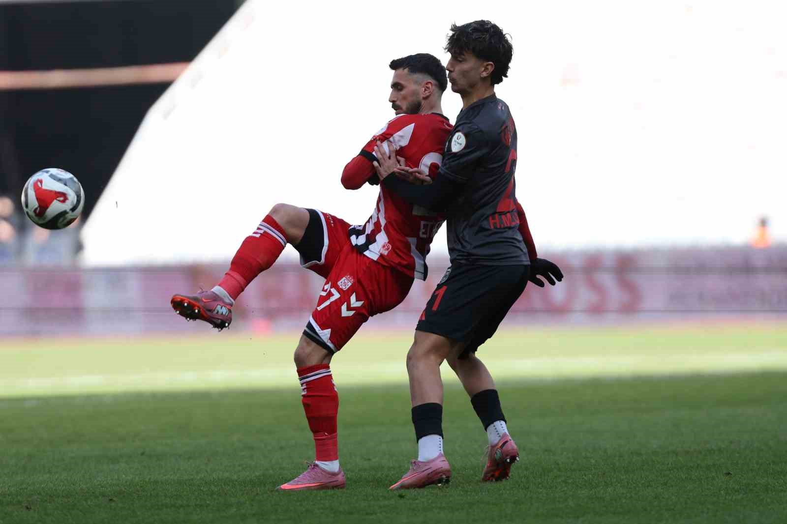 Trendyol 1. Lig: Özbelsan Sivasspor: 0 - Pendikspor: 0 16 trendyol 1 lig ozbelsan sivasspor 0 pendikspor 0 12 iWNwlHhY