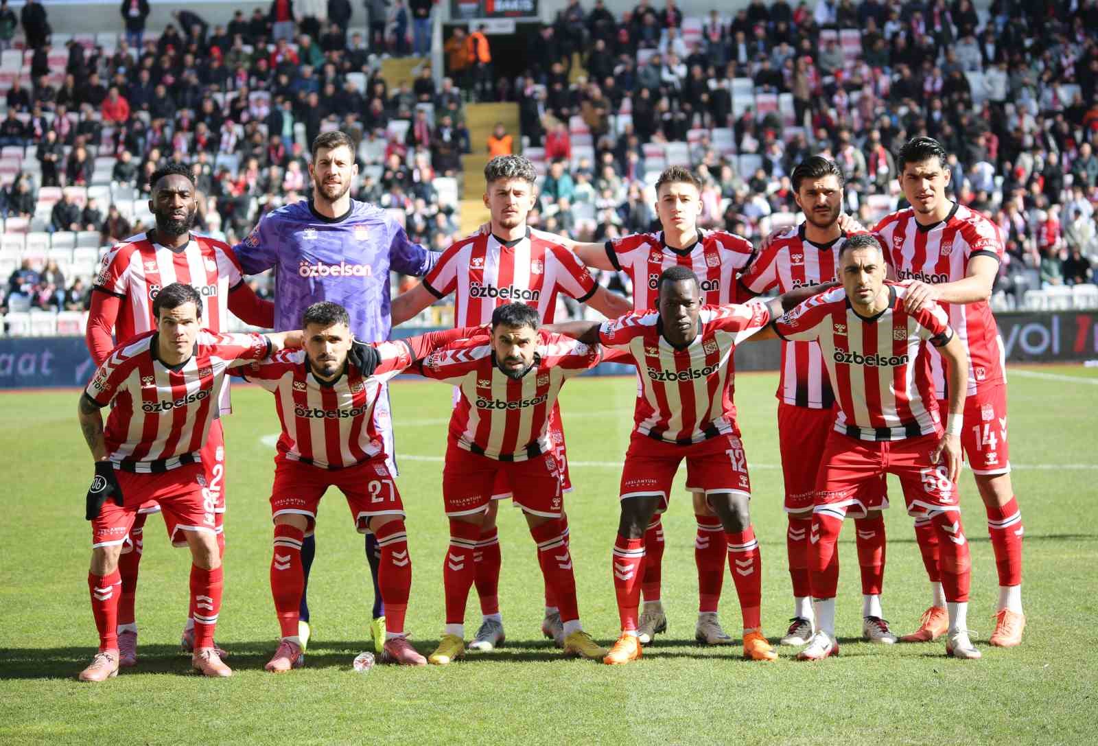 Trendyol 1. Lig: Özbelsan Sivasspor: 0 - Pendikspor: 0 6 trendyol 1 lig ozbelsan sivasspor 0 pendikspor 0 2 8mUQiXaO
