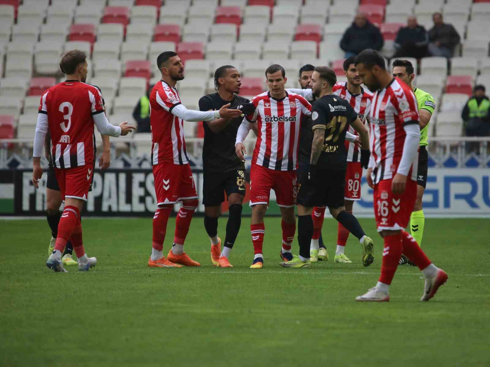 Trendyol 1. Lig: Özbelsan Sivasspor: 1 - Boluspor: 0 11 trendyol 1 lig ozbelsan sivasspor 1 boluspor 0 7 KXJ7wctO