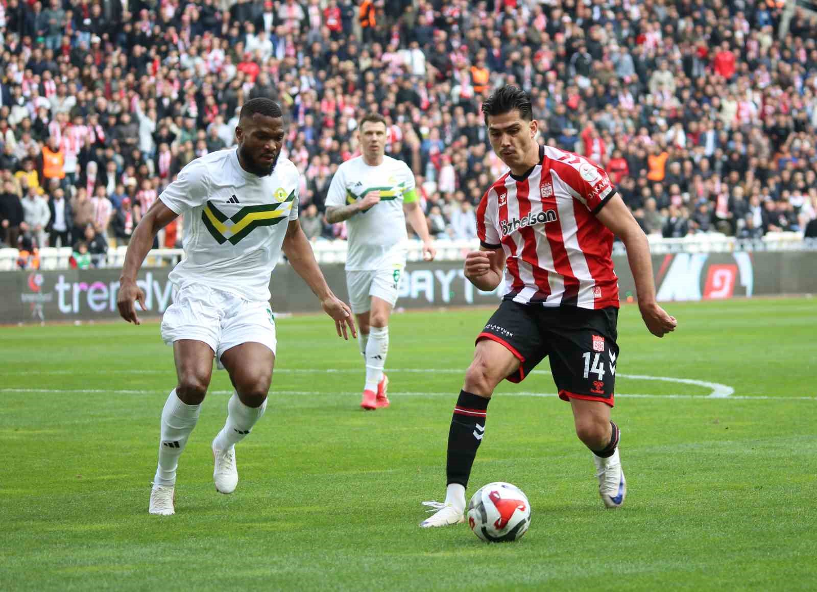 Trendyol 1. Lig: Özbelsan Sivasspor: 1 - Esenler Erokspor: 3 15 trendyol 1 lig ozbelsan sivasspor 1 esenler erokspor 3 11 ir3UBFvj