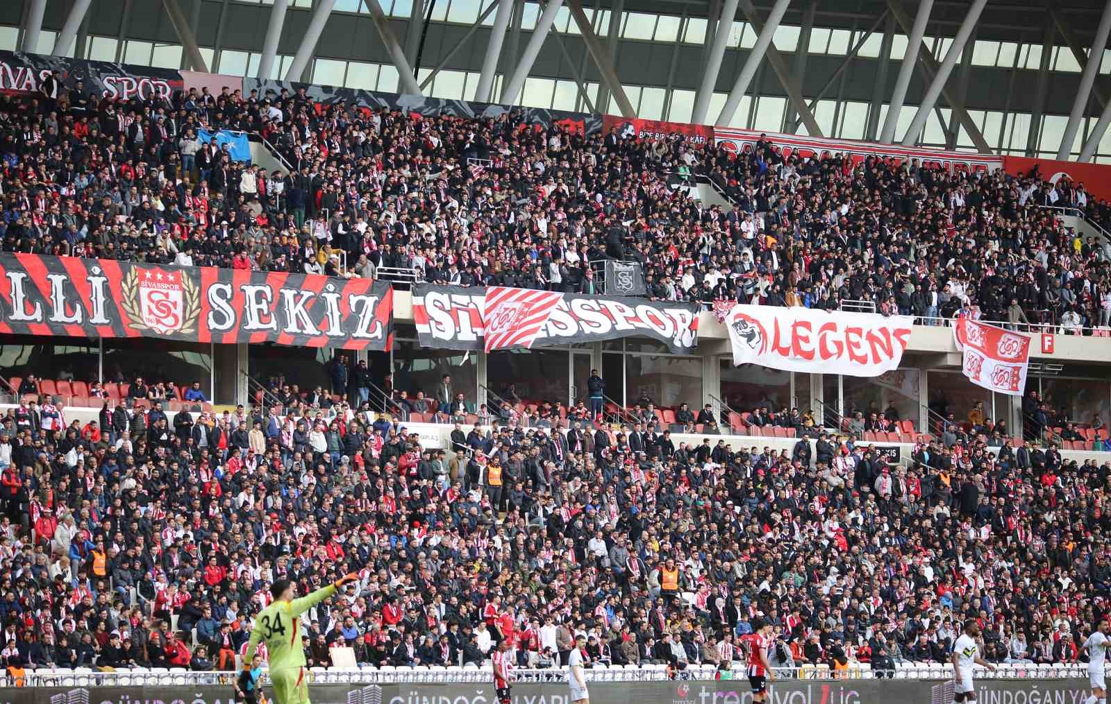 Trendyol 1. Lig: Özbelsan Sivasspor: 1 - Esenler Erokspor: 3 12 trendyol 1 lig ozbelsan sivasspor 1 esenler erokspor 3 8