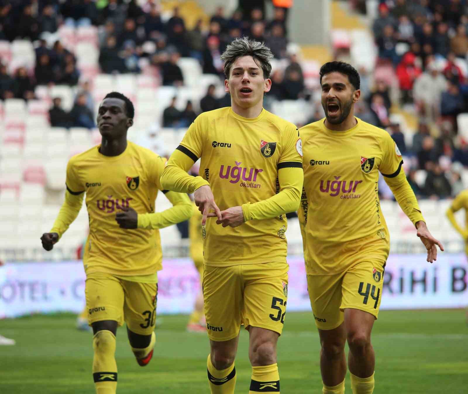 Trendyol 1. Lig: Özbelsan Sivasspor: 1 - İstanbulspor: 3 4 trendyol 1 lig ozbelsan sivasspor 1 istanbulspor 3 0 SEZNOQJg
