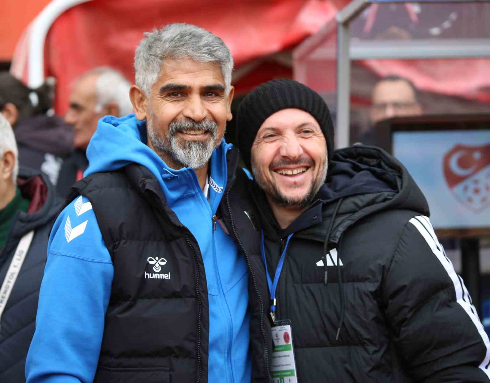 Trendyol 1. Lig: Özbelsan Sivasspor: 1 - Ümraniyespor: 0 5 trendyol 1 lig ozbelsan sivasspor 1 umraniyespor 0 1 2QBvrY42