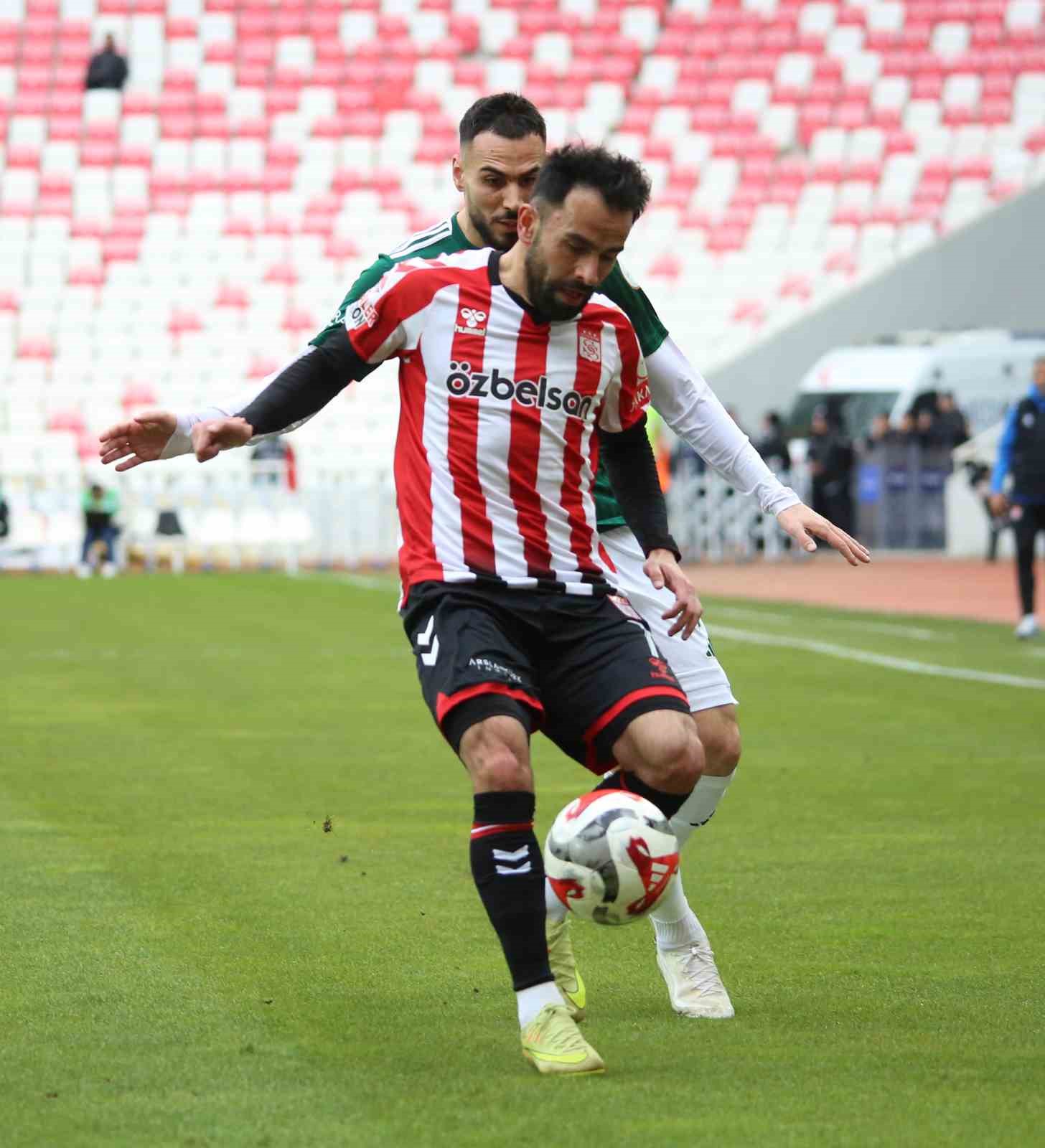 Trendyol 1. Lig: Özbelsan Sivasspor: 1 - Ümraniyespor: 0 22 trendyol 1 lig ozbelsan sivasspor 1 umraniyespor 0 18 tPWn2Cn3