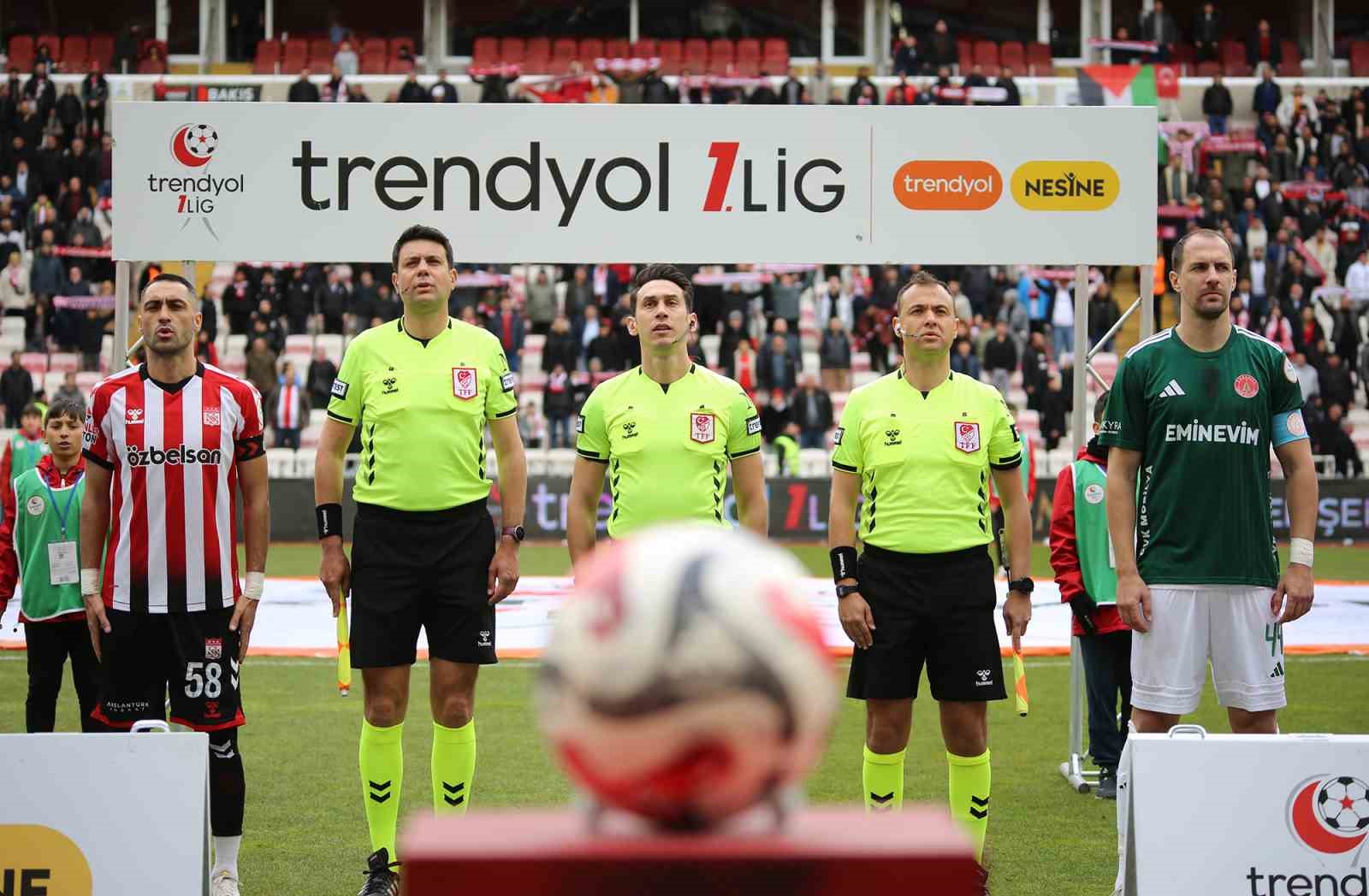 Trendyol 1. Lig: Özbelsan Sivasspor: 1 - Ümraniyespor: 0 6 trendyol 1 lig ozbelsan sivasspor 1 umraniyespor 0 2 YYHr5y7m