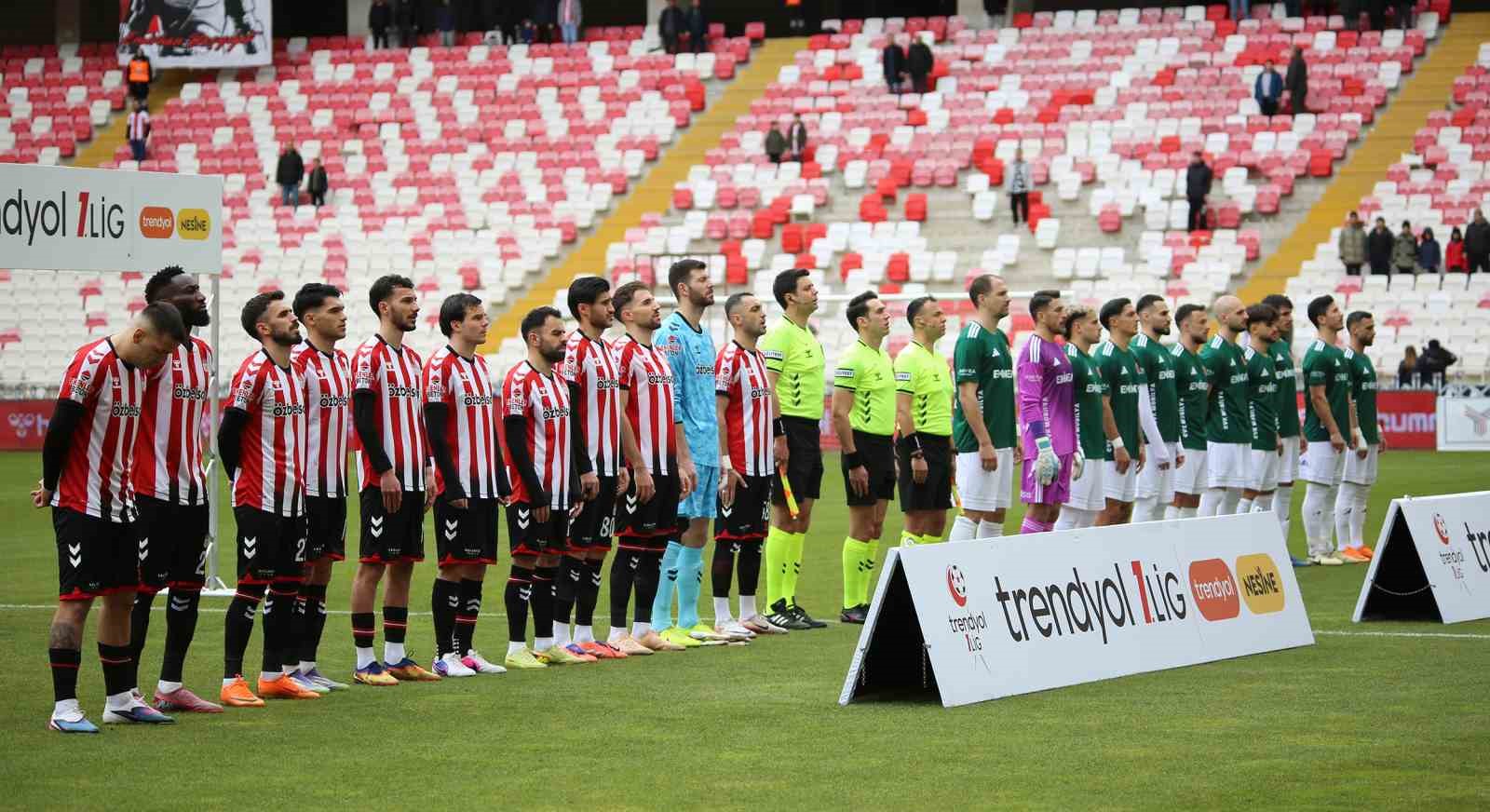 Trendyol 1. Lig: Özbelsan Sivasspor: 1 - Ümraniyespor: 0 7 trendyol 1 lig ozbelsan sivasspor 1 umraniyespor 0 3 d52ZLSGd