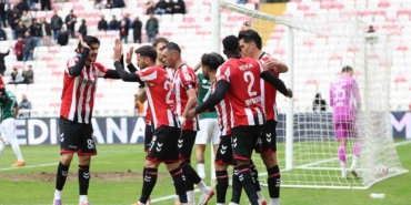 trendyol-1-lig-ozbelsan-sivasspor-1-umraniyespor-0-WKQs46h4.jpg