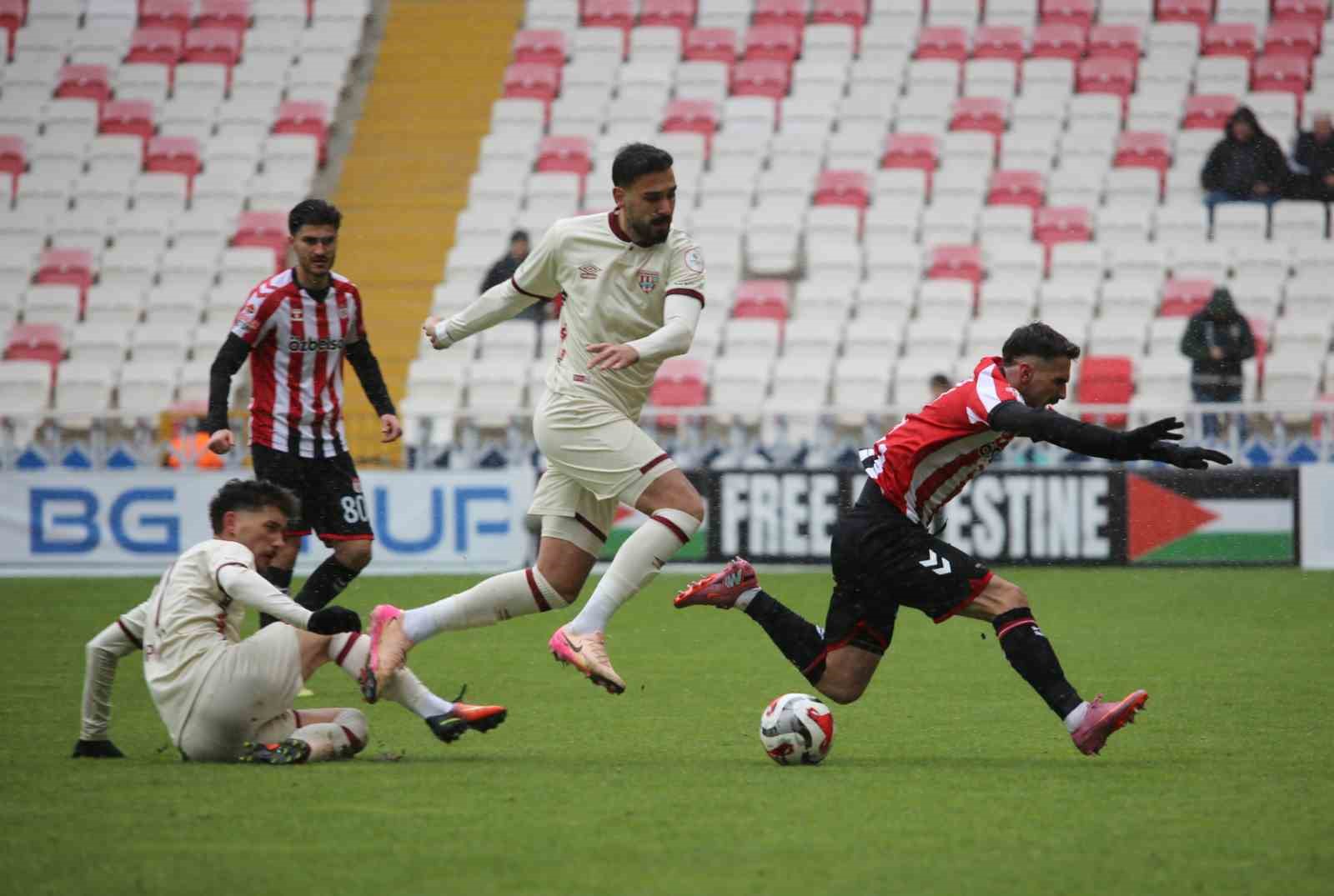 trendyol 1 lig ozbelsan sivasspor 2 bandirmaspor 0 4 kIUzfquT